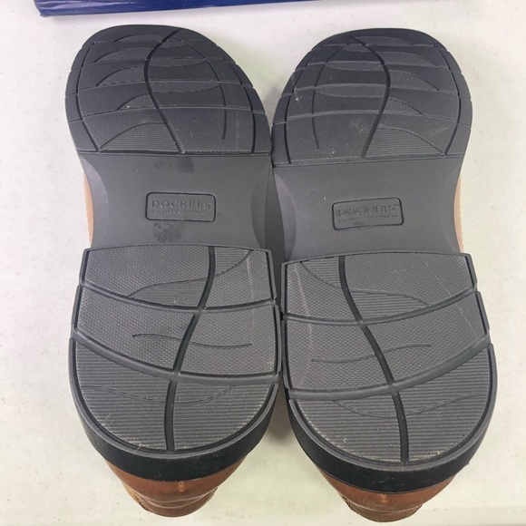 DOCKERS Rugged Lace Up Chukka Boots - Picture 7 of 8